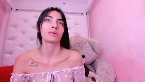 Snapshot of eimy_skinny chatting on 03.07.26 eimy online show from 03.07.26