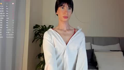 Einyel  online show from 02.10.25