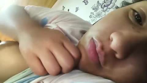 Snapshot of eireneninon chatting on 10.27.25 Eirene online show from 10.27.25