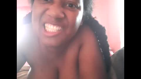 Eirondra Valeen online show from 11.22.25