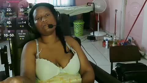 Snapshot of eirondra_valeen chatting on 05.24.26 Eirondra Valeen online show from 05.24.26