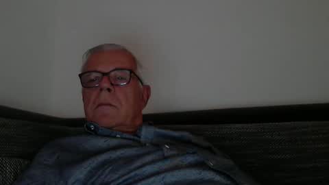 Snapshot of eisbaer1957 chatting on 11.02.25 eisbaer1957 online show from 11.02.25