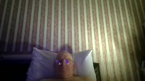 Snapshot of eketman1964 chatting on 11.29.25 eketman1964 online show from 11.29.25