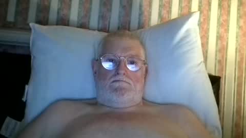 Snapshot of eketman1964 chatting on 12.14.25 eketman1964 online show from 12.14.25