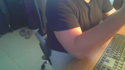 Snapshot of ekudemic chatting on 12.29.24 Juan Pablo M online show from 12.29.24