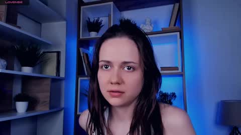 Elis 3 online show from 02.28.25