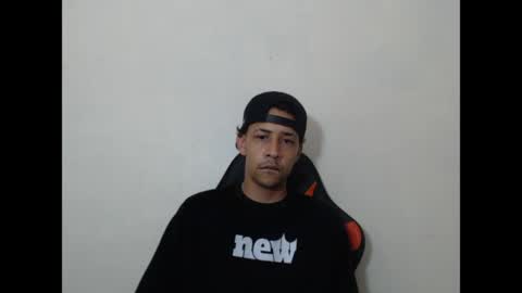 Snapshot of el_menor chatting on 05.13.26 Instagram BelowAbajo online show from 05.13.26
