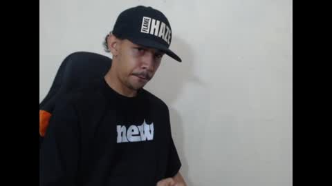 Snapshot of el_menor chatting on 06.17.26 Instagram BelowAbajo online show from 06.17.26