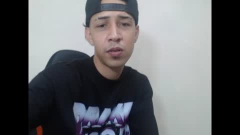 Snapshot of el_menor chatting on 06.18.26 Instagram BelowAbajo online show from 06.18.26