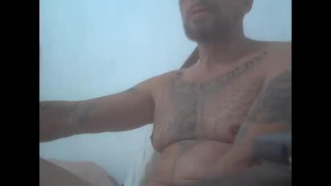 Snapshot of el_principe_veryhot chatting on 02.15.26 el_principe_veryhot online show from 02.15.26