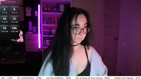 If you like it when I meow give me a thumbs up online show from 06.15.26