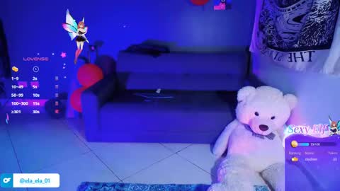 Snapshot of ela_0 chatting on 01.08.25 Ela Help me reach 100 thumbs up online show from 01.08.25