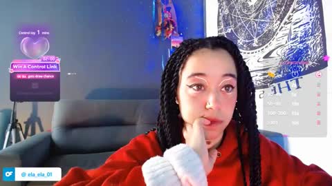 Snapshot of ela_0 chatting on 01.12.25 Ela Help me reach 100 thumbs up online show from 01.12.25