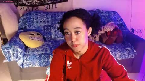 Snapshot of ela_0 chatting on 02.14.25 Ela Help me reach 100 thumbs up online show from 02.14.25