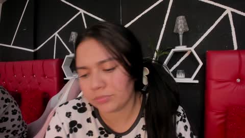 Snapshot of ela_hilton3 chatting on 02.04.25 Ela online show from 02.04.25