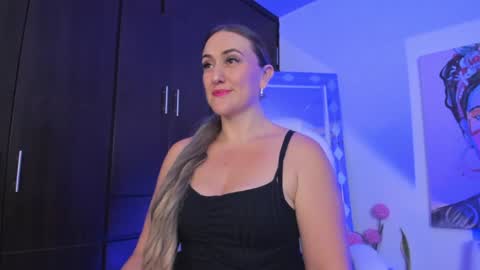 Snapshot of ela_ps chatting on 01.28.25 LOREIN online show from 01.28.25