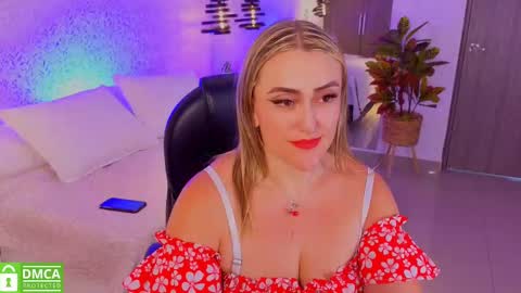 Snapshot of ela_ps chatting on 10.02.25 LOREIN online show from 10.02.25