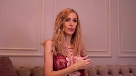 Ella online show from 01.10.26