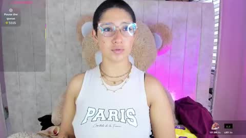 elaine87_ online show from 09.30.25