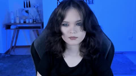 Snapshot of elainebeness chatting on 12.29.24 Your sweet girl online show from 12.29.24