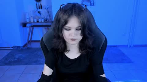 Snapshot of elainebeness chatting on 12.29.24 Your sweet girl online show from 12.29.24