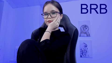 Snapshot of elainebeness chatting on 01.14.25 Your sweet girl online show from 01.14.25