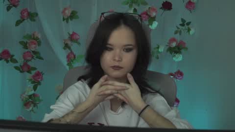 Snapshot of elainebeness chatting on 02.07.25 Your sweet girl online show from 02.07.25