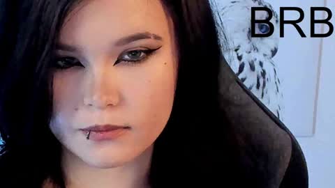 Snapshot of elainebeness chatting on 02.26.25 Your sweet girl online show from 02.26.25