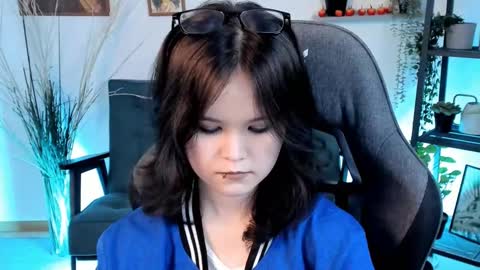 Snapshot of elainebeness chatting on 03.05.25 Your sweet girl online show from 03.05.25