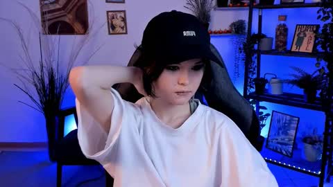 Snapshot of elainebeness chatting on 03.06.25 Your sweet girl online show from 03.06.25