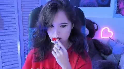 Snapshot of elainebeness chatting on 09.10.25 Your sweet girl online show from 09.10.25