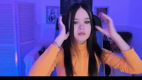 Snapshot of elainebeness chatting on 10.26.25 Your sweet girl online show from 10.26.25