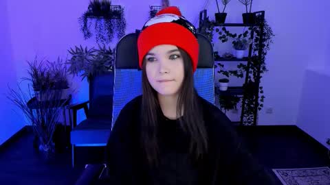 Snapshot of elainebeness chatting on 12.05.25 Your sweet girl online show from 12.05.25