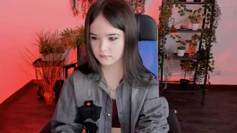 Snapshot of elainebeness chatting on 01.06.26 Your sweet girl online show from 01.06.26