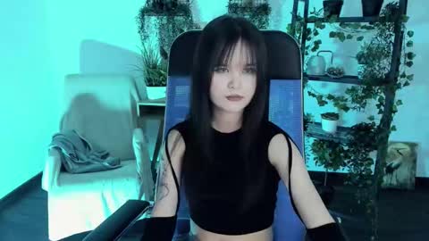 Snapshot of elainebeness chatting on 02.21.26 Your sweet girl online show from 02.21.26