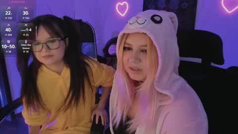 Snapshot of elainebeness chatting on 02.25.26 Your sweet girl online show from 02.25.26