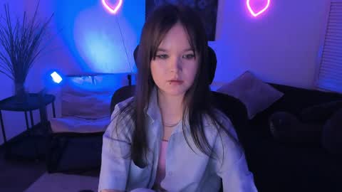 Snapshot of elainebeness chatting on 03.30.26 Your sweet girl online show from 03.30.26