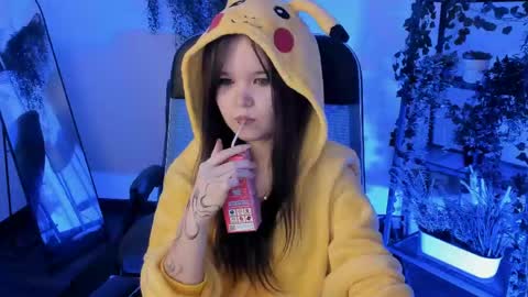 Your sweet girl online show from 05.13.26