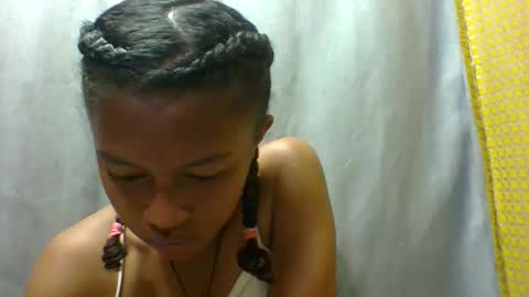 Snapshot of elaliealdy chatting on 09.15.25 elaliealdy online show from 09.15.25