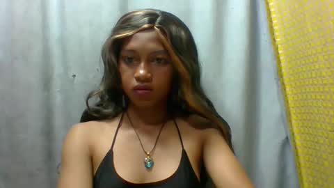 Snapshot of elaliealdy chatting on 09.20.25 elaliealdy online show from 09.20.25