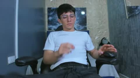 Snapshot of elangiraldo chatting on 06.16.26 Elan Giralon online show from 06.16.26