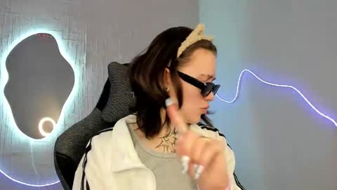 elastikiss online show from 03.13.26