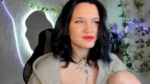 elastikiss online show from 05.18.26