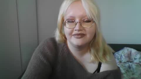 elayne_sweet online show from 04.15.26