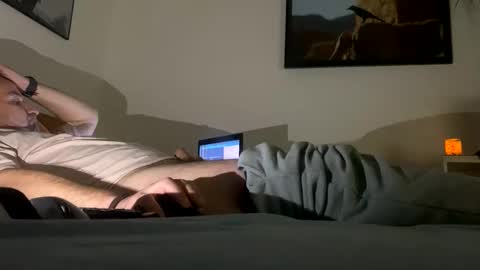 Snapshot of elcretinmo chatting on 12.05.25 elcretinmo online show from 12.05.25