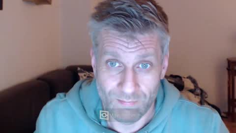 Snapshot of elculiador2207 chatting on 12.19.24 Timm online show from 12.19.24