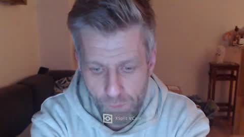 Snapshot of elculiador2207 chatting on 01.09.25 Timm online show from 01.09.25