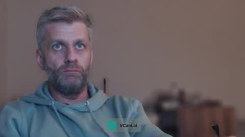 Snapshot of elculiador2207 chatting on 10.05.25 Timm online show from 10.05.25