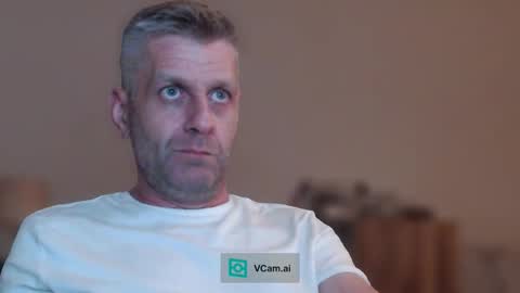 Snapshot of elculiador2207 chatting on 10.12.25 Timm online show from 10.12.25