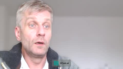 Snapshot of elculiador2207 chatting on 11.16.25 Timm online show from 11.16.25